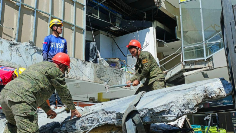 10ID deploys disaster response units after  M7.8 earthquake